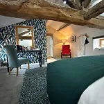 Bed & Breakfast Maison Dix