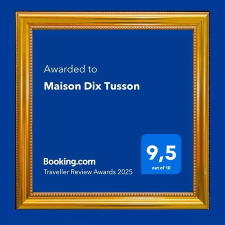 Maison Dix 4*