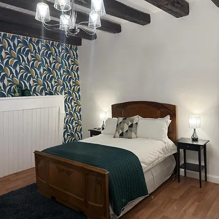 Bed & Breakfast Maison Dix Tusson