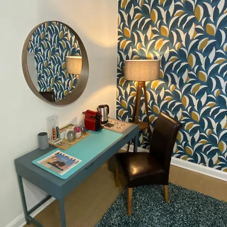 Bed & Breakfast Maison Dix 4*